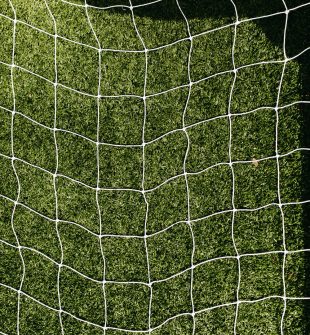 Fotboll i Skåne: En Inblick i Fotbollens Varianter, Historia och Populäritet